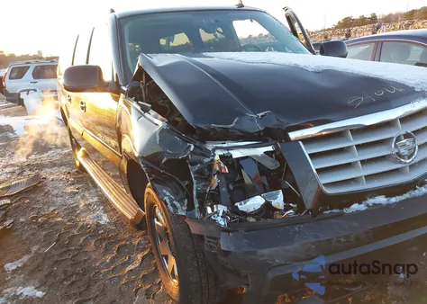 2006 Cadillac Escalade Esv Standard z USA, uszkodzony, nr VIN 3GYFK66N06G163661